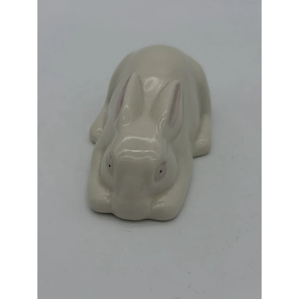 Vintage Belleek Irish Art Pottery Porcelain Rabbit Bunny Figurine Easter 2”x5”